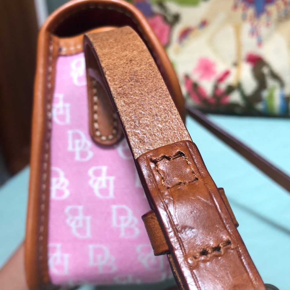 Dooney & Bourke - Picture 12 of 14